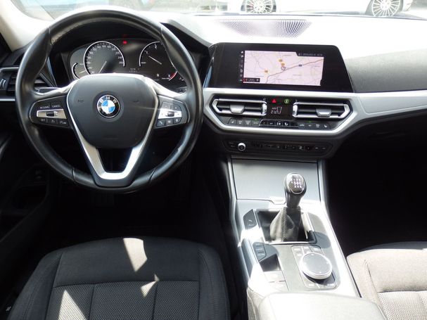 BMW 320d Touring 140 kW image number 8