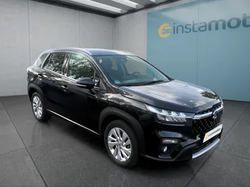 Car image 5