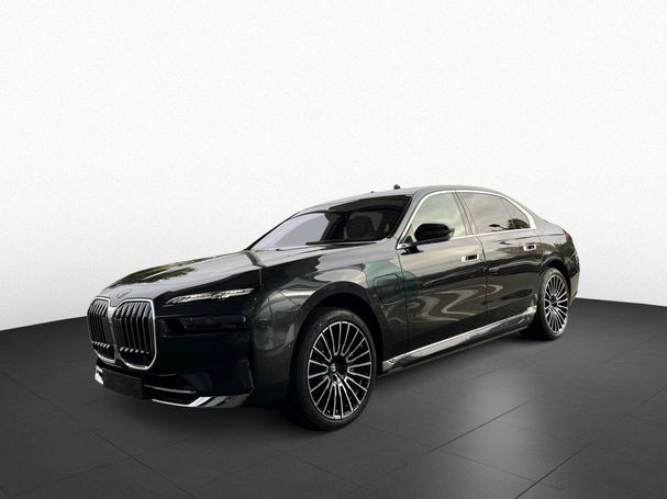 BMW 750e xDrive 360 kW image number 1