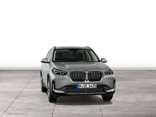 BMW X1 sDrive18i 100 kW image number 11