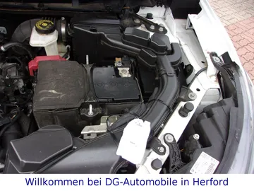 Car image 29