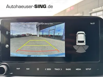Car image 19
