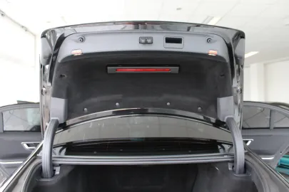 Car image 35