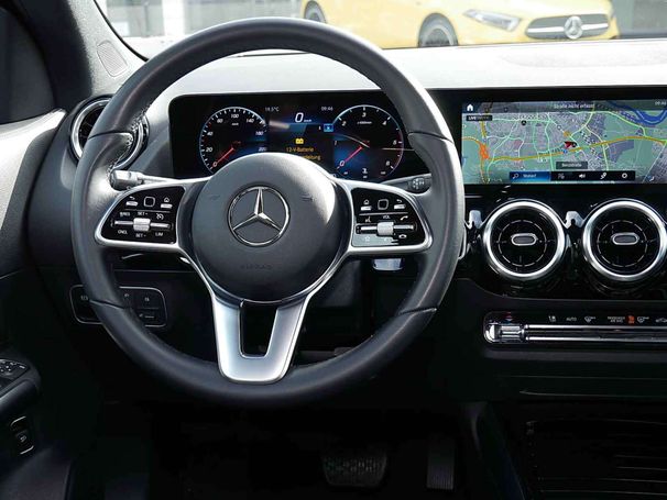 Mercedes-Benz GLA 180 d 85 kW image number 9