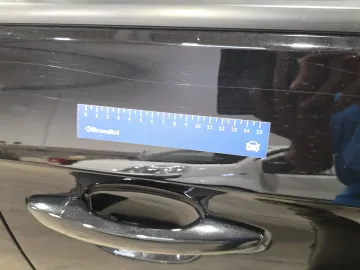Car image 35
