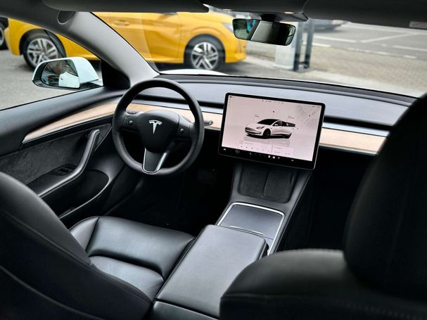 Tesla Model 3 254 kW image number 14