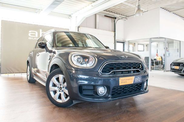 Mini Cooper SE Countryman ALL4 165 kW image number 3