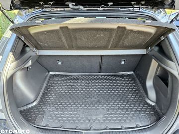 Car image 36