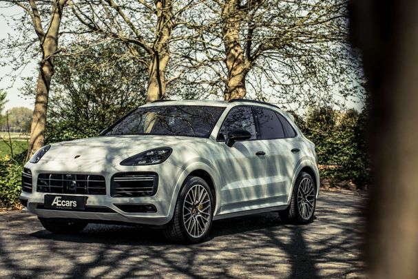 Porsche Cayenne Turbo Tiptronic 404 kW image number 6