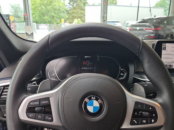 BMW 530 e 215 kW image number 11