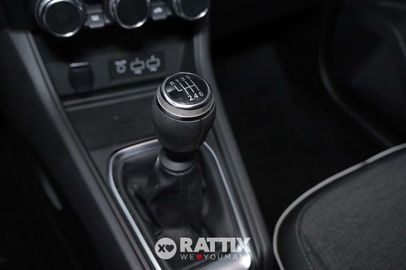 Car image 31