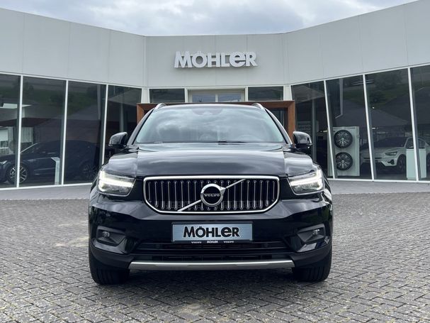 Volvo XC40 T4 Inscription Expression DKG 155 kW image number 3