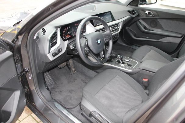 BMW 118d Advantage 110 kW image number 8