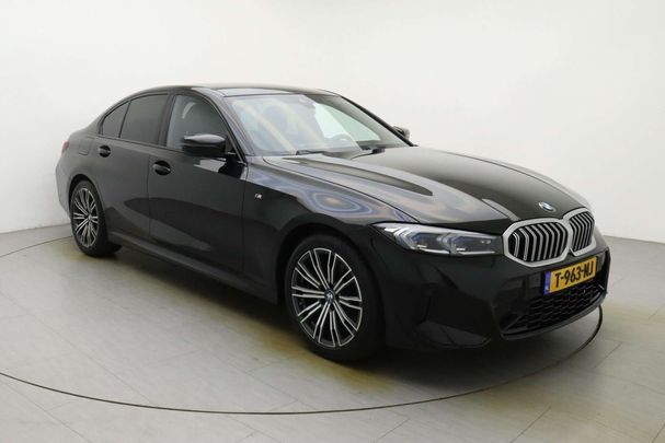 BMW 320i xDrive M Sport 135 kW image number 9