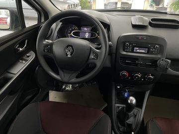 Car image 17