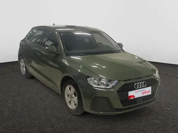 Car image 22