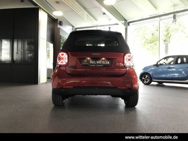 Smart ForTwo cabrio EQ 60 kW image number 12