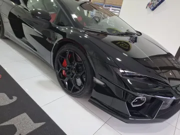Car image 4