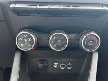 Car image 26