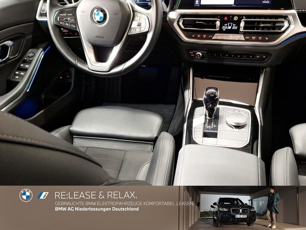 BMW 330e Touring Sport Line xDrive 215 kW image number 13