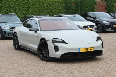 Car image 41