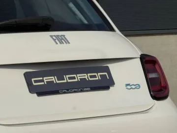 Car image 21