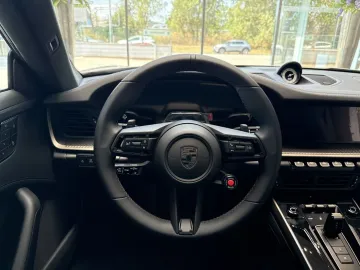 Car image 39