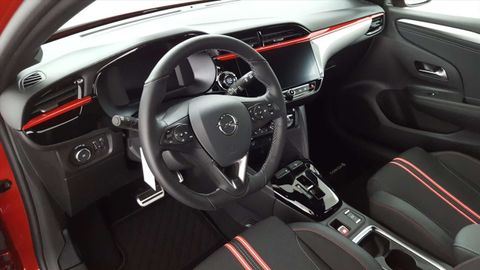 Car image 15