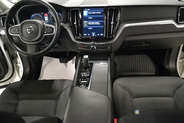 Volvo XC60 B4 Momentum 145 kW image number 20