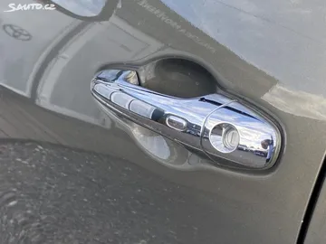 Car image 31