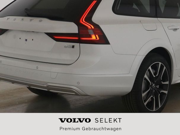 Volvo V90 Cross Country AWD Ultimate 173 kW image number 4