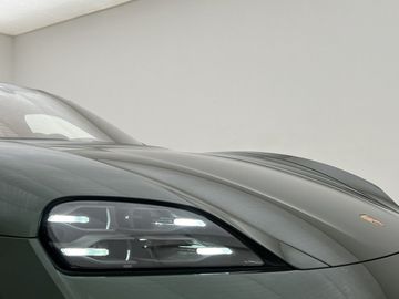 Car image 38