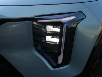 Car image 37