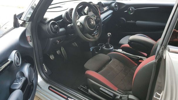 Mini John Cooper Works 170 kW image number 15