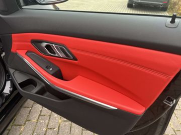 Car image 41