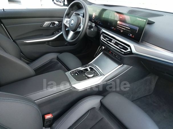 BMW 330 Touring xDrive 215 kW image number 18