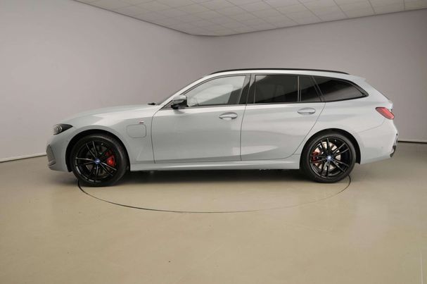 BMW 330 Touring xDrive 185 kW image number 4