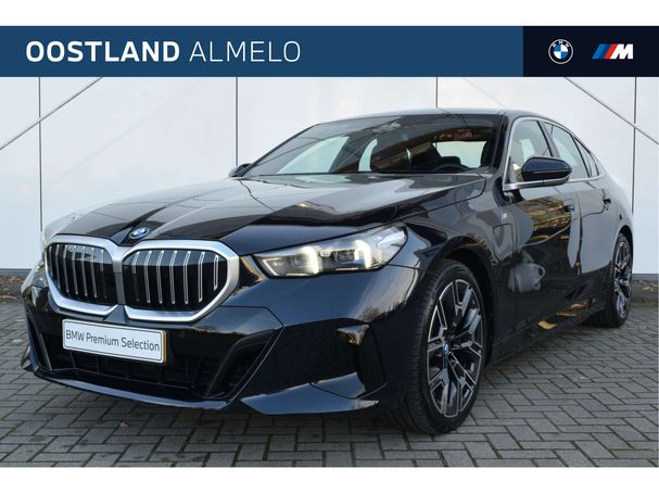 BMW 530 e 220 kW image number 1