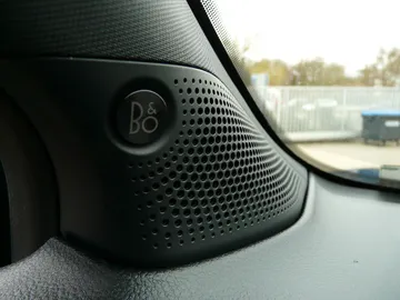 Car image 39
