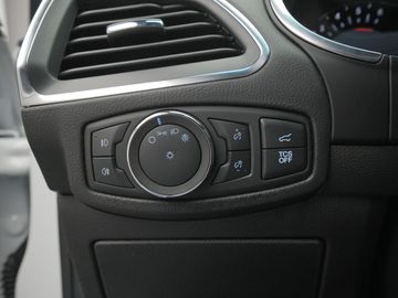 Car image 38