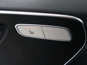 Car image 32