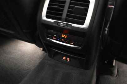 Car image 50