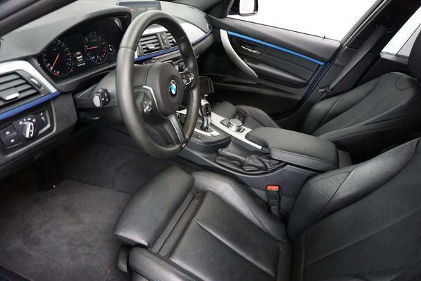 BMW 330i 185 kW image number 24