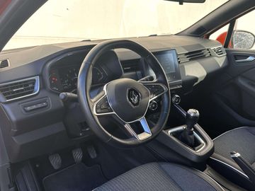 Car image 11