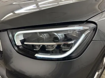 Car image 29
