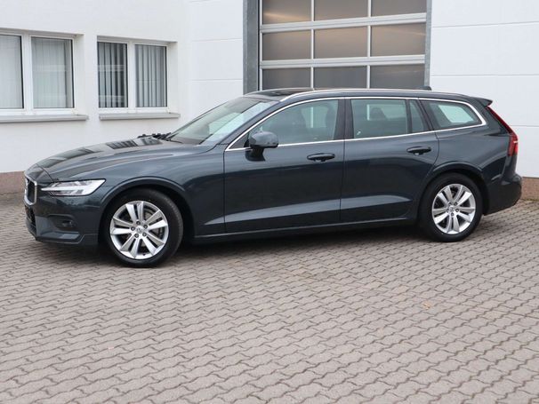 Volvo V60 D3 Momentum 110 kW image number 1