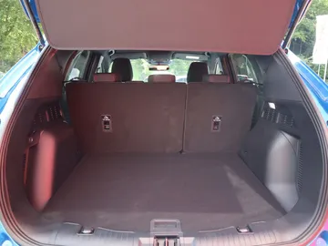 Car image 34