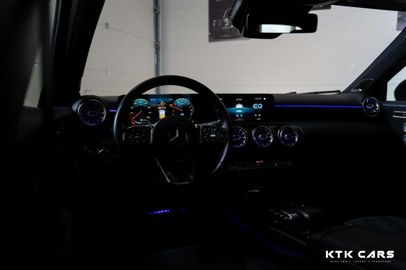 Car image 37