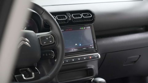 Car image 37