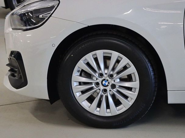 BMW 218i Active Tourer Advantage 100 kW image number 6